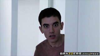 Brazzers – in manage – (Kendall Forest, Polla) – Trailer preview