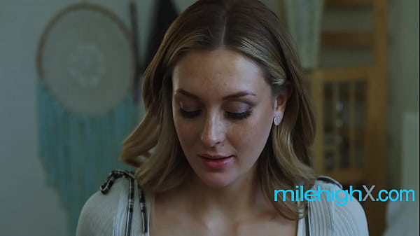 Step Sis And I Determine To Keep The Affair On